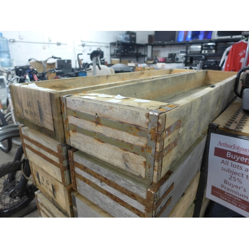 2298 - Pair of wooden planters 5ft/1ft