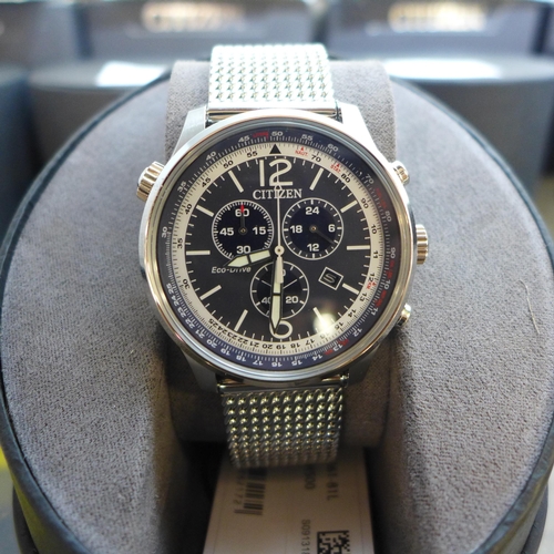 2118 - Citizen men's Eco-Drive wristwatch with blue dial and mesh strap * this lot is subject to VAT