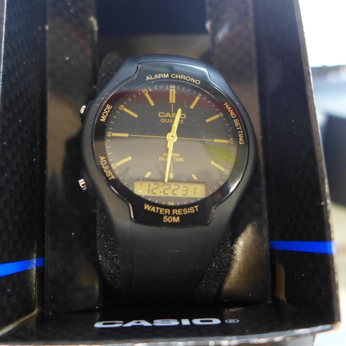 2125 - Casio diver's style watch, Casio black and gold digital and analogue wristwatch and Casio black retr... 
