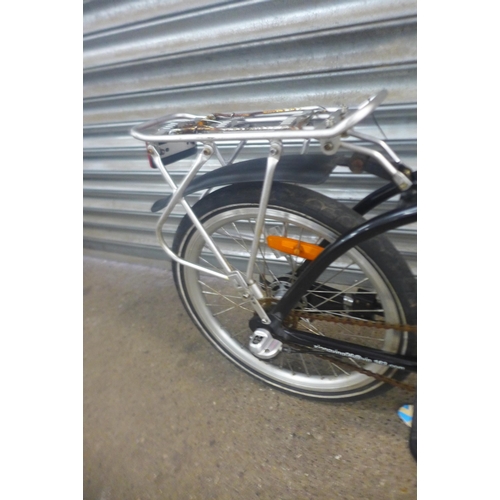 2209 - Electric aluminium folding bike - no battery - Police repossession