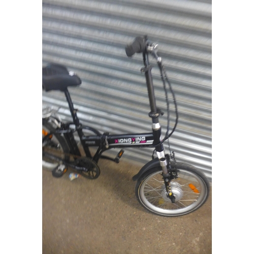 2209 - Electric aluminium folding bike - no battery - Police repossession