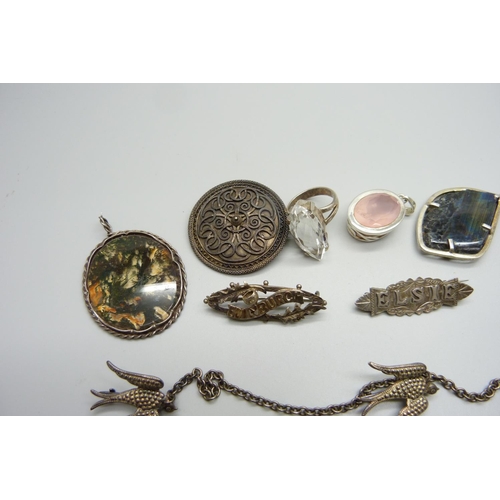 1001 - A silver mounted moss agate pendant, a silver name brooch, 'Elsie', an 800 silver insect clip and ot... 