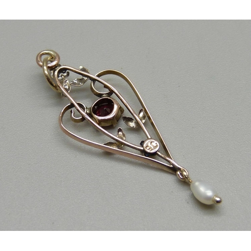 1005 - An Edwardian 9ct gold, garnet and pearl pendant