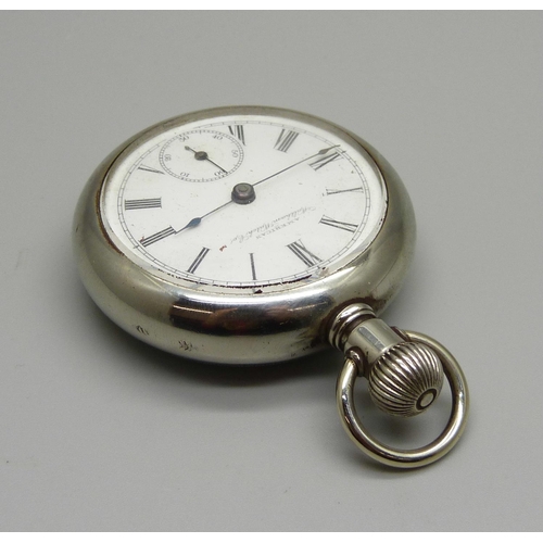 1016 - A Waltham pocket watch with screw back