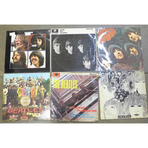 653 - Six original Beatles pressings LP records; Sgt Pepper, Please Please Me, Revolver, Rubber Soul, Let ... 