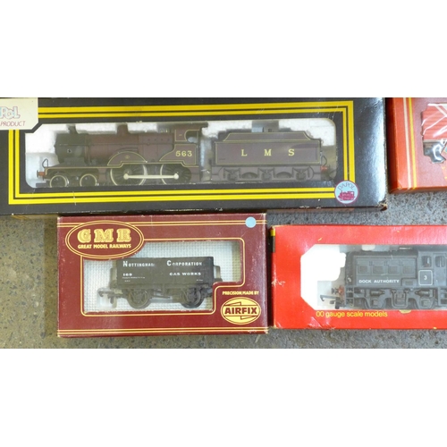 658 - A collection of OO model rail and Dinky Toys, some boxed, includes Dapol 4-4-0 LMS maroon