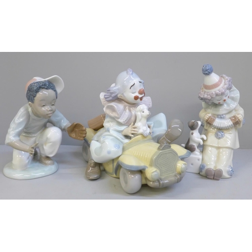 689 - Two Lladro figures of clowns, clown in car a/f and a Lladro figure of a young baseball player on one... 