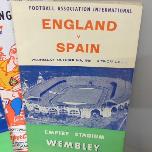 726 - Football memorabilia; England home and away programmes, 1957 to 1969 (22 no.)
