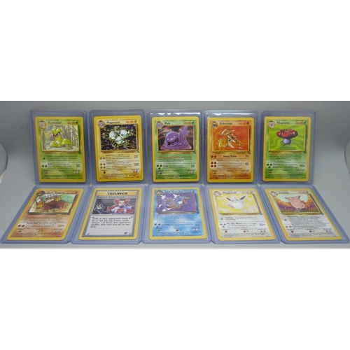 806 - Ten vintage rare Pokemon cards