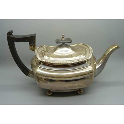 814 - A three piece Walker & Hall silver tea service, 1236g, (40oz.)