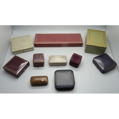 884 - Ten antique and vintage jewellery presentation boxes including Fortnum & Mason and Mappin & Webb, ri... 