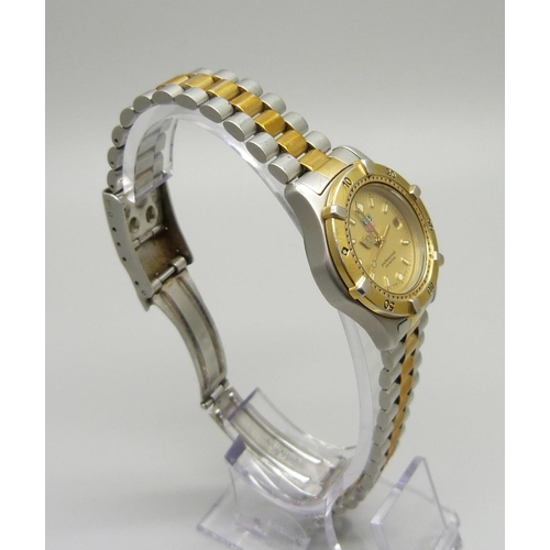 909 - A lady's Tag Heuer wristwatch