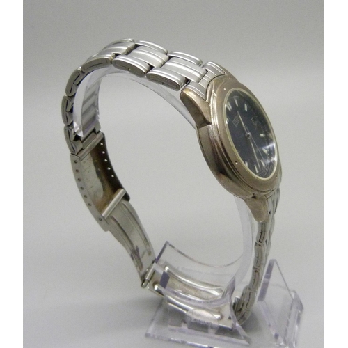 931 - A gentleman's Citizen Eco Drive wristwatch, (WR100)