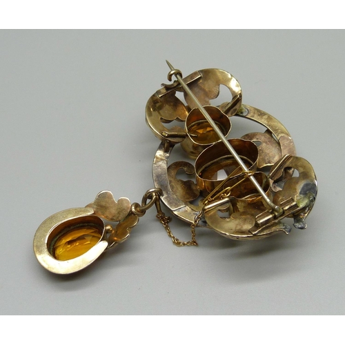 952 - A late Victorian brooch set with citrine, pin repaired