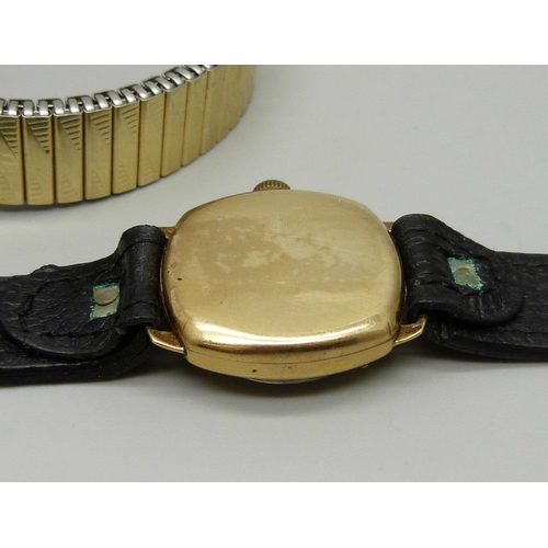 974 - A 9ct gold cased Everite wristwatch and a Thomas Russell wristwatch lacking glass