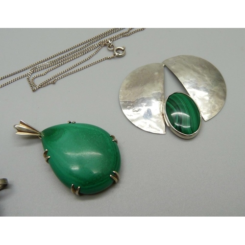 983 - A silver and malachite pendant, a turquoise and silver pendant on chain, a malachite pendant (lackin... 