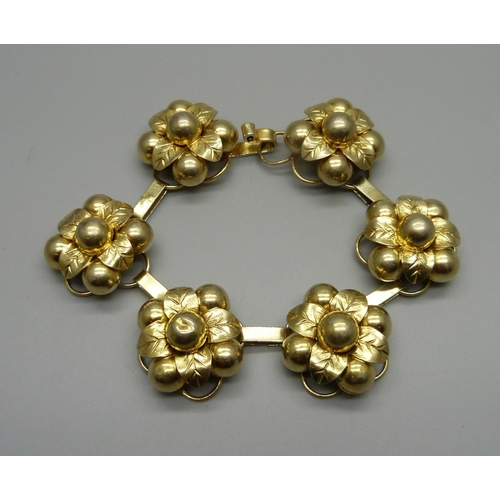 992 - A silver gilt statement bracelet, 48g, marked 'made Mexico Sterling'