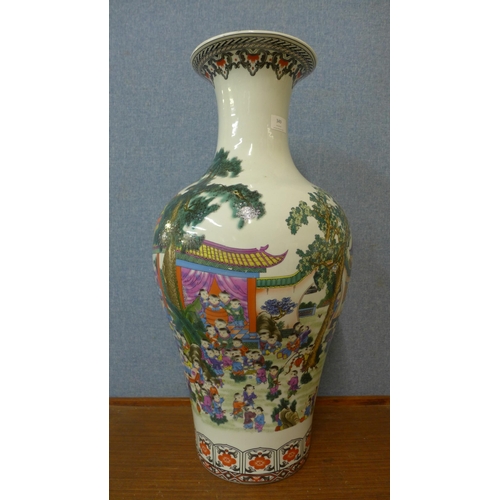 349 - A Chinese famille vert porcelain vase