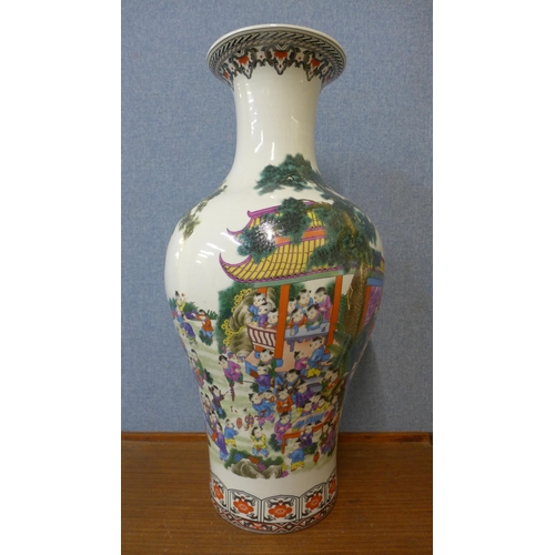 349 - A Chinese famille vert porcelain vase