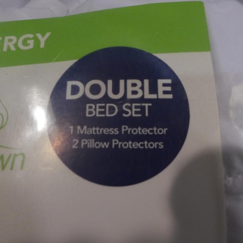 3112 - Mattress & Pillow Protector set and Solid Colour Reversible  Duvet - All Double (296-32,39)   * This... 