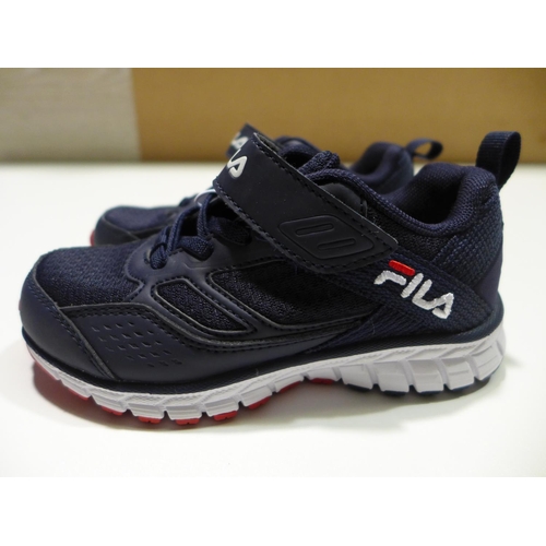 3143 - Pair of children's navy Fila trainers - UK size 10 * this lot is subject to VAT
