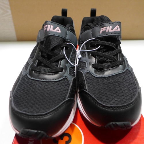 3147 - Pair of children's grey Fila trainers - UK size: 3 * this lot is subject to VAT