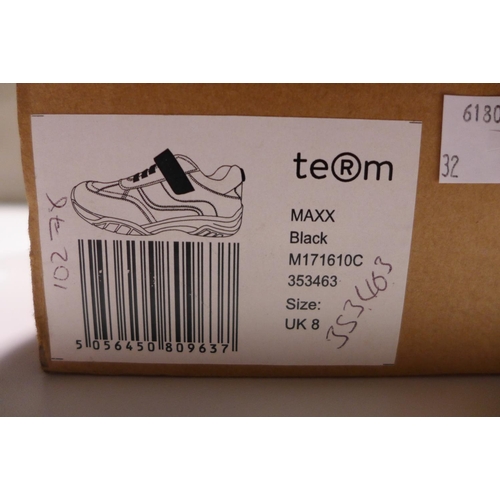 3148 - Pair of children's black Term school trainers - UK size: 8 * this lot is subject to VAT