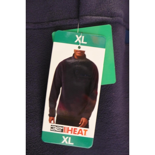 3166 - 3 Men's 32°heat blue sweaters - XL * this lot is subject to VAT