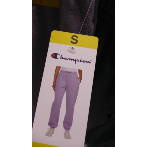 3174 - 3 Pairs of Champion joggers - mixed sizes and colours * this lot is subject to VAT