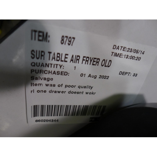 3194 - Sur La Table Air Fryer  (296-18)   * This lot is subject to vat