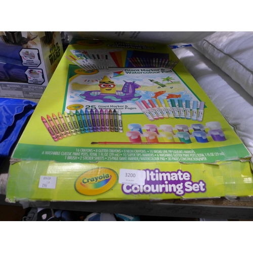 3200 - Crayola colouring set, Boogieboard sketchboard and Swishmallow sticker set (296-405,406,407) *This l... 