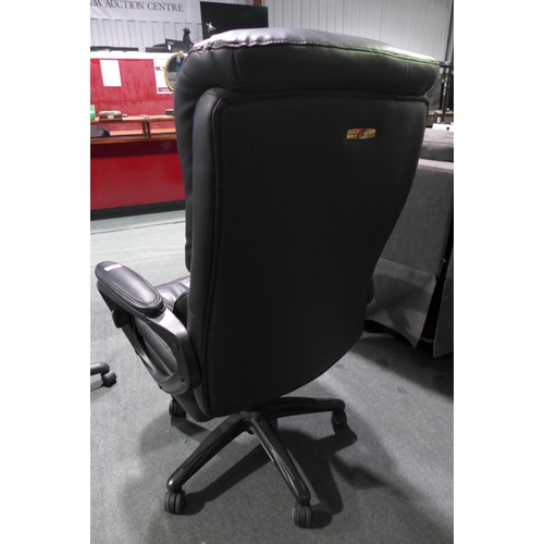 3246 - La-Z-Boy Air Black Executive Chair  - Model: 51537  , Original RRP £174.99 + vat            (296-124... 