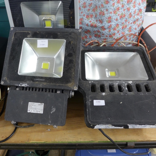 2280 - 3 led flood lights