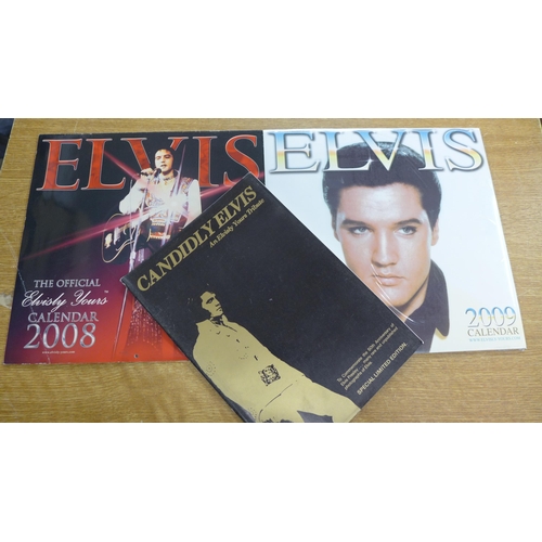 2290 - 2 large bags of Elvis magazines, books, calendars, posters and other