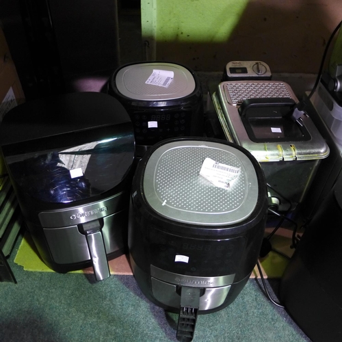 3292 - Quantity of Scrap items incl: Gourmia and Tefal Air Fryers and a Panasonic microwave  (296,15, 16,70... 