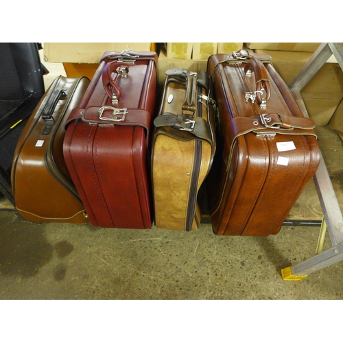 2360 - Three leather suitcases and a Gladstone bag