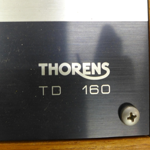 2184 - Thorens TD 160 record deck/turntable