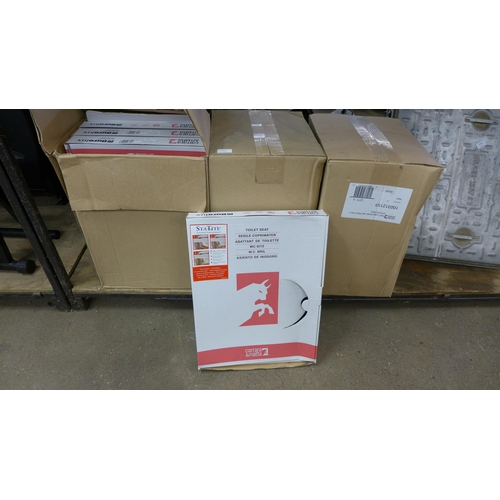 2407 - 3 boxes of high visibility sight aid toilet seats- to be used in the care sector