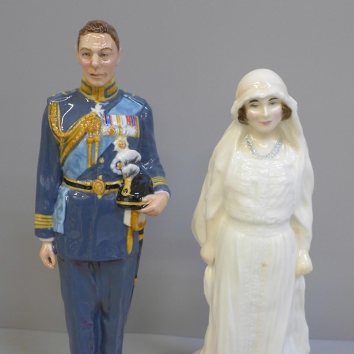 602 - A Royal Doulton Classics, The Future King George VI and Elizabeth Bowes-Lyon, boxed with certificate