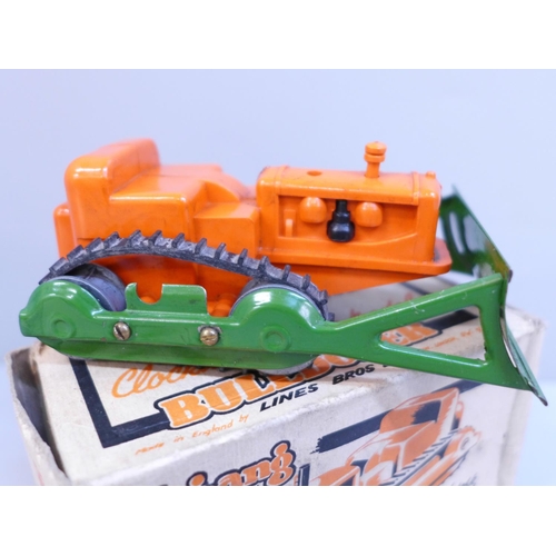 639 - A Tri-ang Minic clockwork plastic Royal Mail Van and boxed Tri-ang Minic clockwork Bulldozer (Series... 