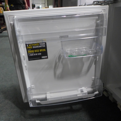 3132 - Zanussi Optispace Under Counter Fridge  H819xW596xD547  -  Model No  ZXAE82FR  , Original RRP £307.5... 