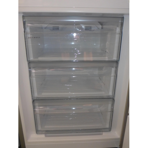 3135 - AEG Freestanding 60/40 Fridge Freezer H1860xW595xD650   -  Model No  RCB632E4MX  , Original RRP £665... 