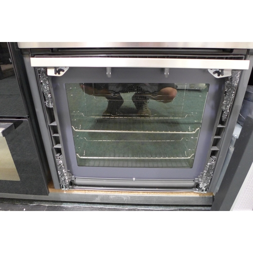 3152 - Neff N50 Built In Double Oven ( Broken Bottom Oven Door) -  H888xW594xD550   -  Model No  U1ACE2HN0B... 