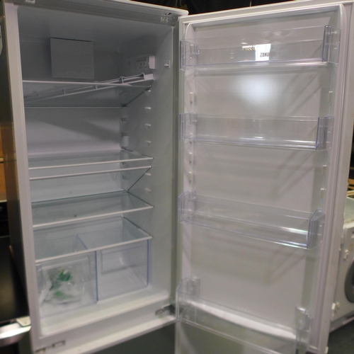 3160 - Zanussi 70/30 Fridge Freezer - Low Frost H1772xW546xD549  - Model no  ZNFN18ES3 , Original RRP £557.... 