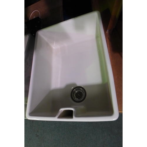 3242 - Ceramic sink 5772l003l1487 30Kg , Original RRP £150.00 inc. vat (400-100)  * This lot is subject to ... 