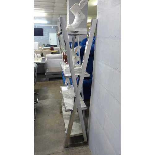 1466 - A Vanquish four tier shelving unit * this lot is subject to VAT