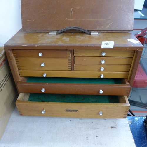 2001 - A Union engineer's wooden bench-top tool chest with eight drawers