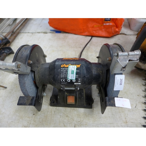 2038 - A Challenge PGB150MI 150w/240v bench grinder