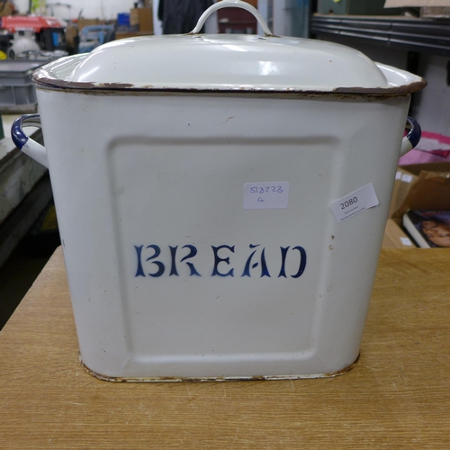 2080 - An enamelled steel bread bin