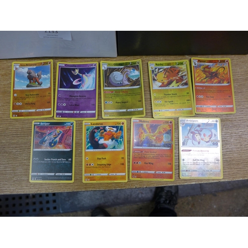 2133 - A collection of 1500-1800 Pokemon cards